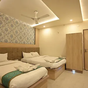 Saffron Hotel Varanasi